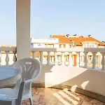 Хотел Бриз Китен