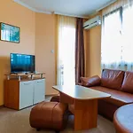 Хотел Хотел Бриз Китен