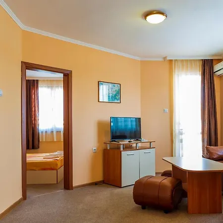 Hotel Briz Kiten (Burgas)
