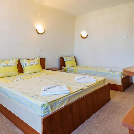 Hotel Briz